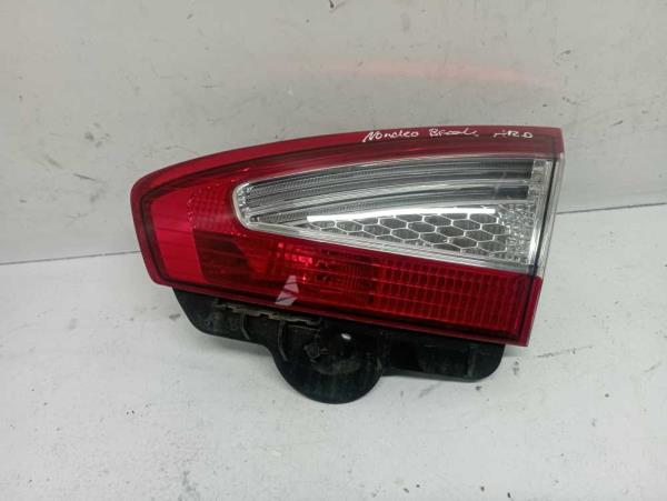 FEU ARRIERE DROIT FORD MONDEO BREAK - Vue 1